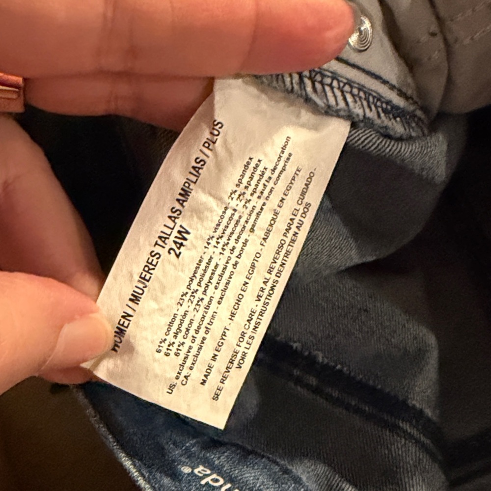 Gloria Vanderbilt Blue Women's Jean Shorts - Picture 9 of 10